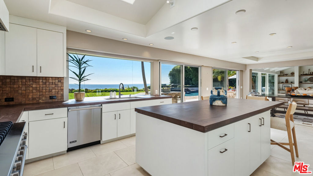 29020 Cliffside Drive Property Photo 17