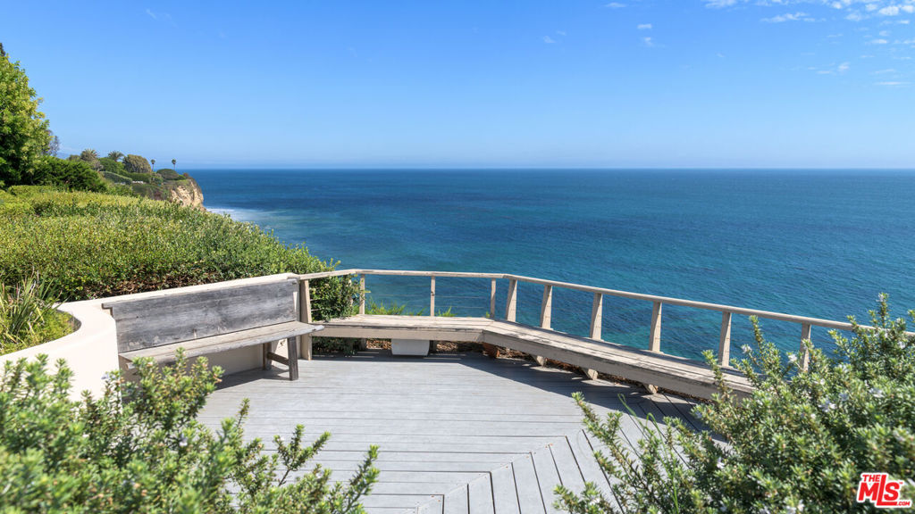 29020 Cliffside Drive Property Photo 27