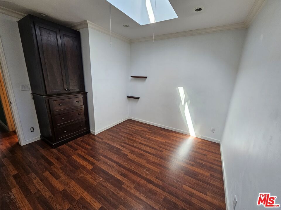 2737 S Robertson Boulevard Property Photo 9