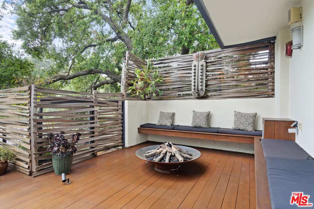 2207 Bowmont Drive Property Photo 44
