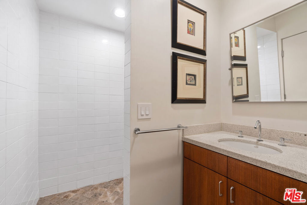 2207 Bowmont Drive Property Photo 47