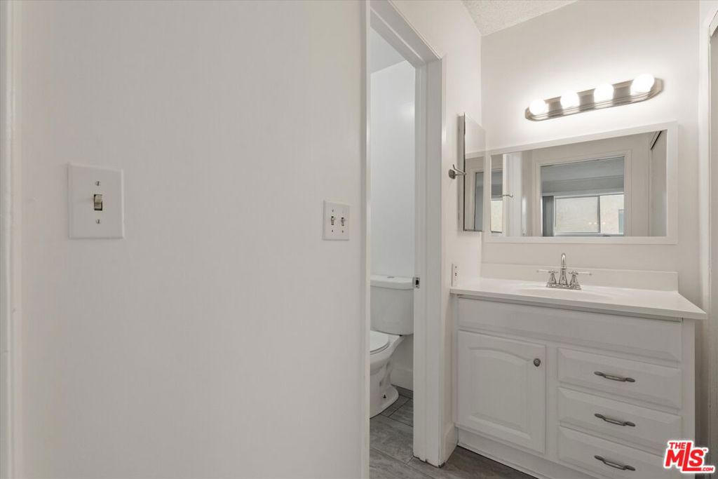 1101 Lincoln Boulevard 5 Property Photo 16