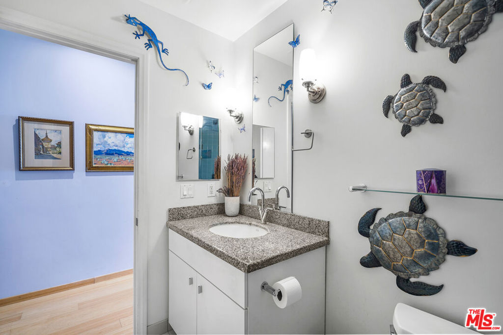 1100 Wilshire Boulevard 2610 Property Photo 15