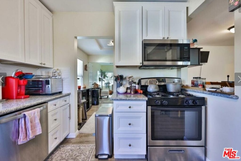 26640029 Property Photo 18
