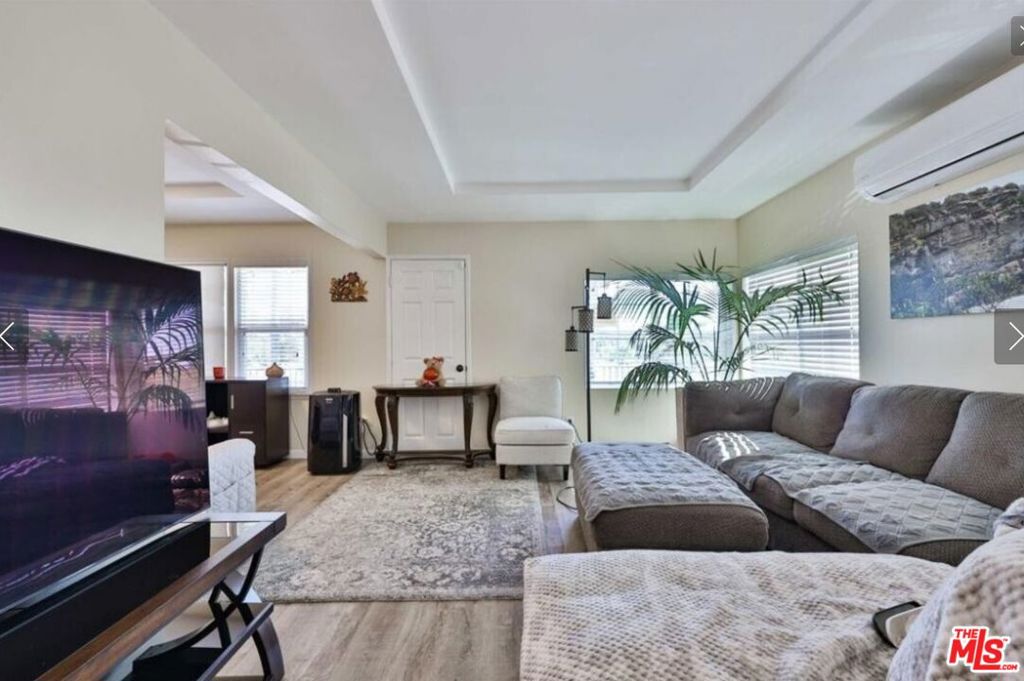 26640029 Property Photo 24