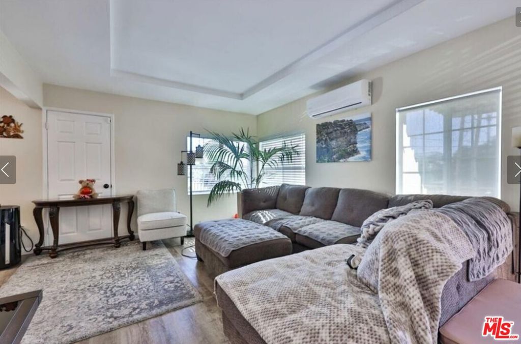 26640029 Property Photo 25
