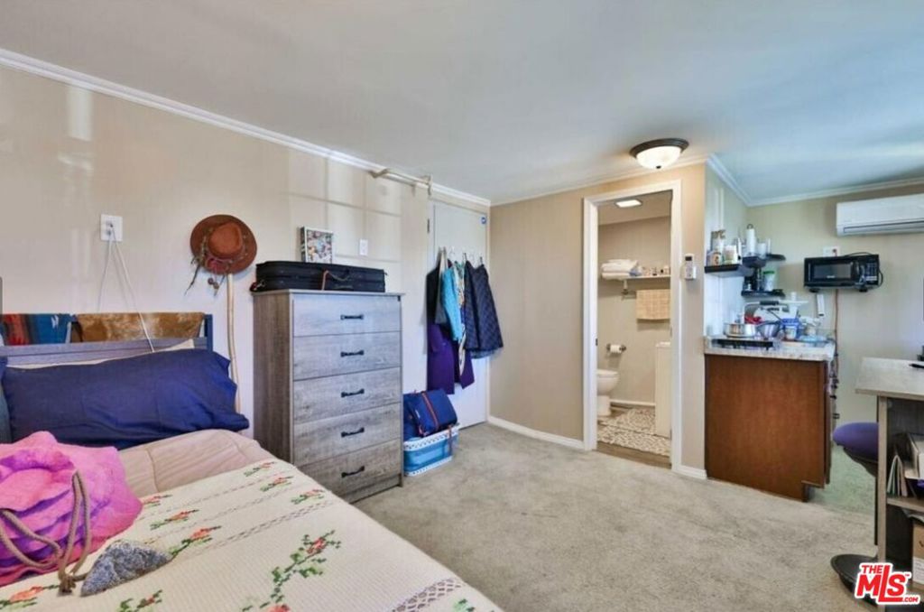 26640029 Property Photo 43