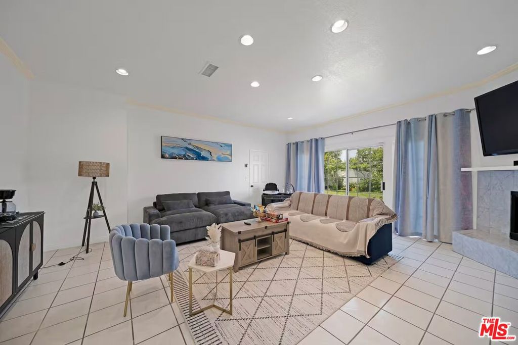 15213 Daphne Avenue Property Photo 1