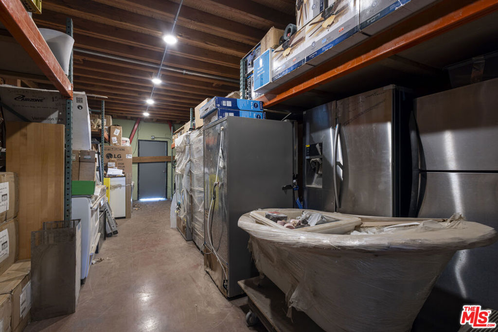 4621 W Washington Boulevard Property Photo 15