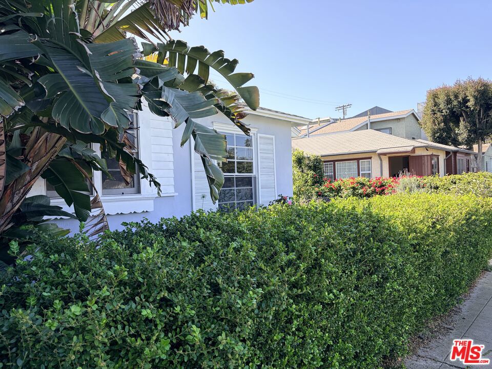 544 Grand Boulevard Property Photo 10