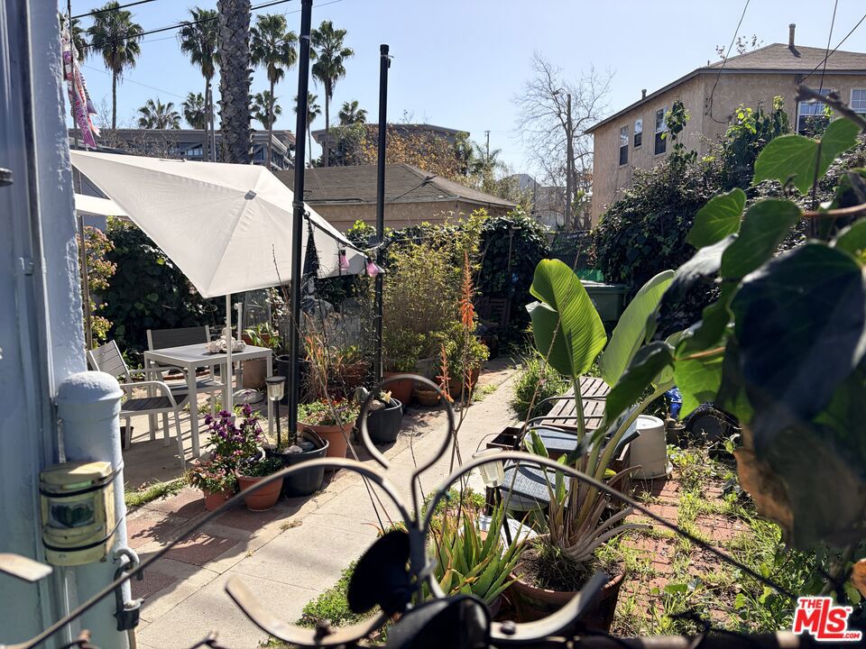 544 Grand Boulevard Property Photo 13