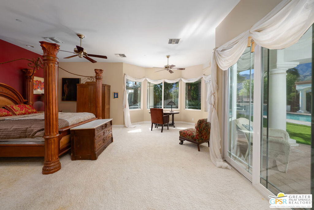 1019 Andreas Palms Drive Property Photo 15