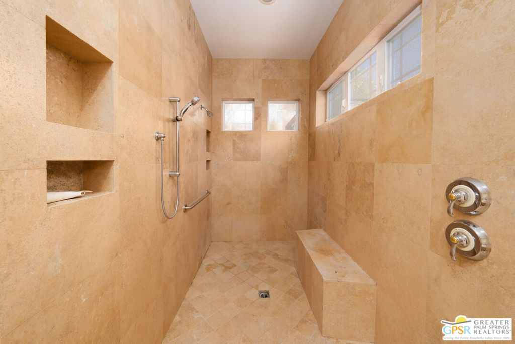 1019 Andreas Palms Drive Property Photo 19