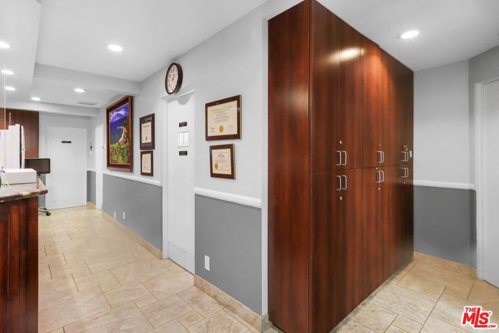 10505 W Pico Boulevard Property Photo 4