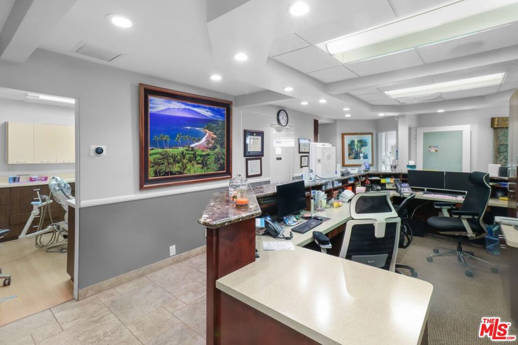 10505 W Pico Boulevard Property Photo 6