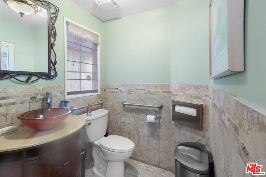10505 W Pico Boulevard Property Photo 22