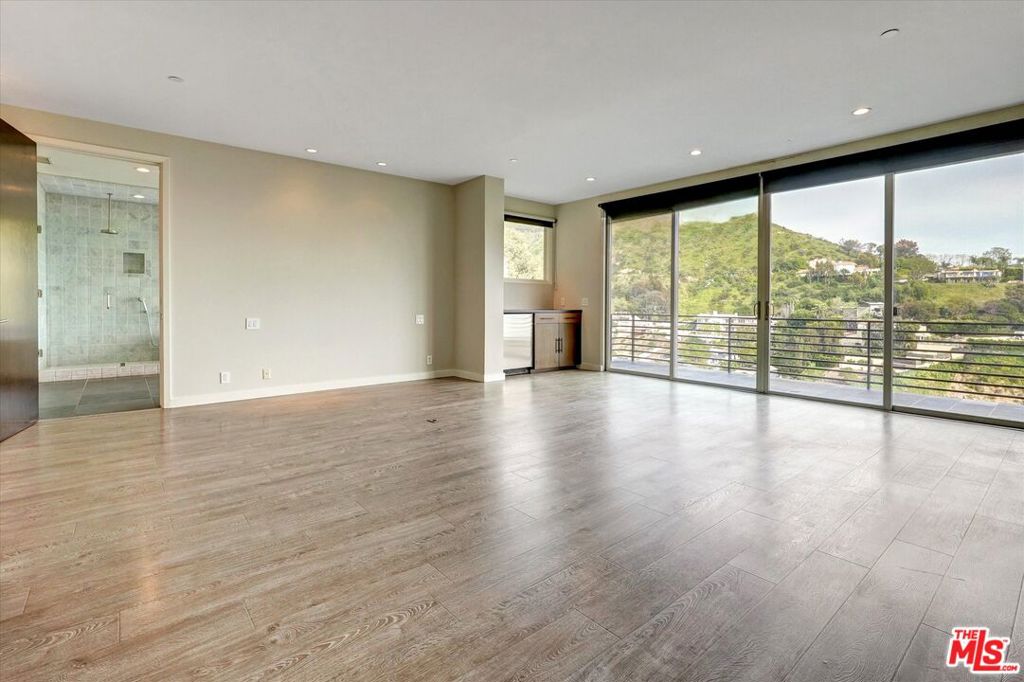 3850 Rambla Orienta Property Photo 28
