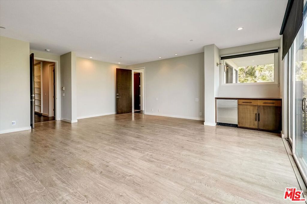 3850 Rambla Orienta Property Photo 30