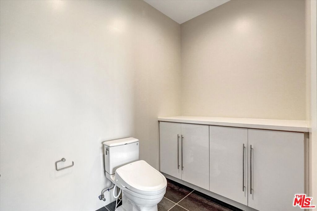 3850 Rambla Orienta Property Photo 35