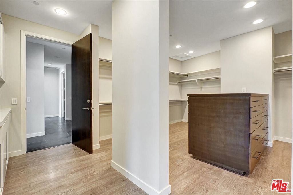 3850 Rambla Orienta Property Photo 37