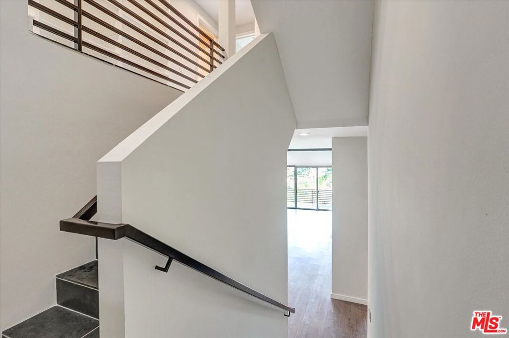 3850 Rambla Orienta Property Photo 41