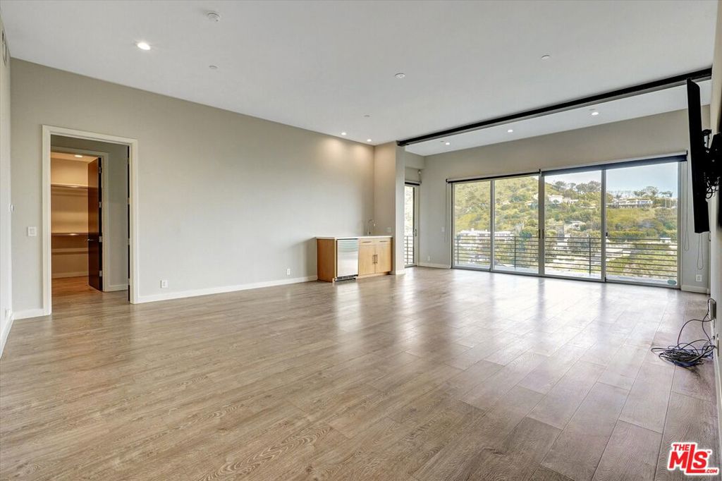 3850 Rambla Orienta Property Photo 44