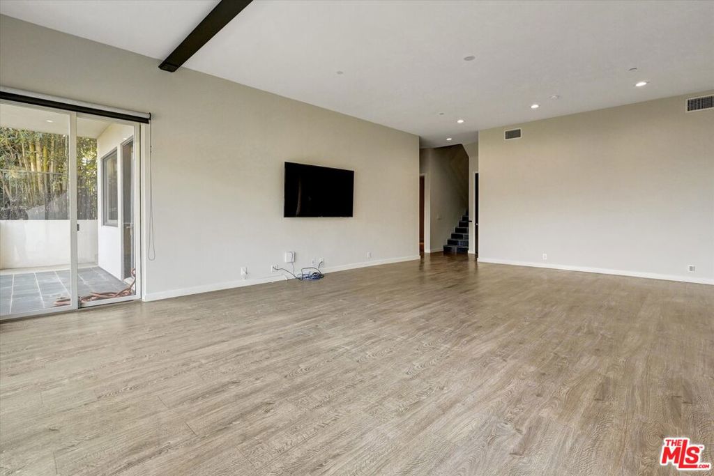 3850 Rambla Orienta Property Photo 46