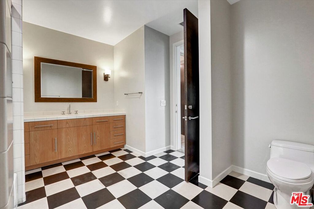 3850 Rambla Orienta Property Photo 48