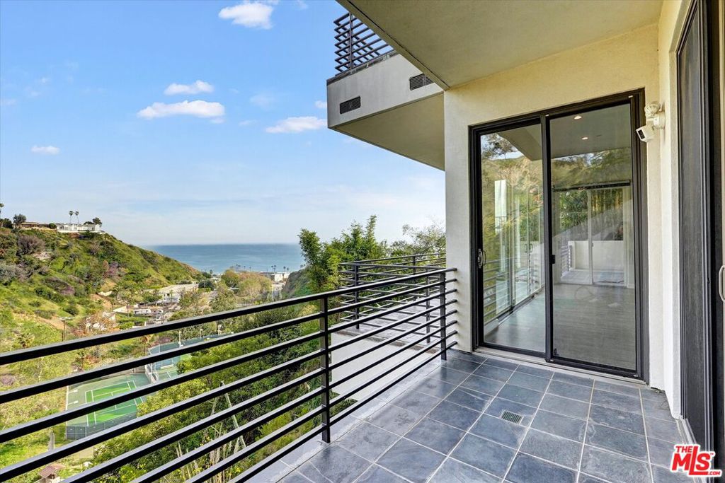 3850 Rambla Orienta Property Photo 52