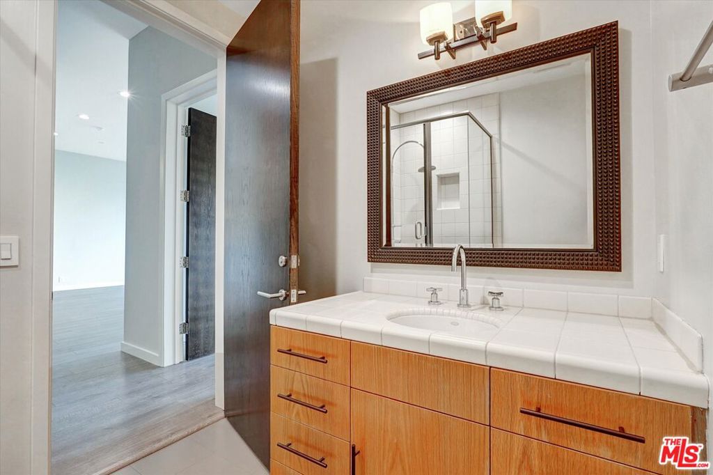 3850 Rambla Orienta Property Photo 57