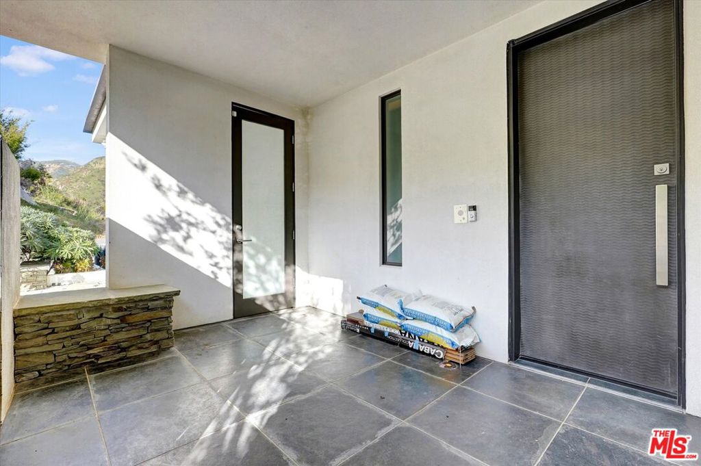3850 Rambla Orienta Property Photo 60