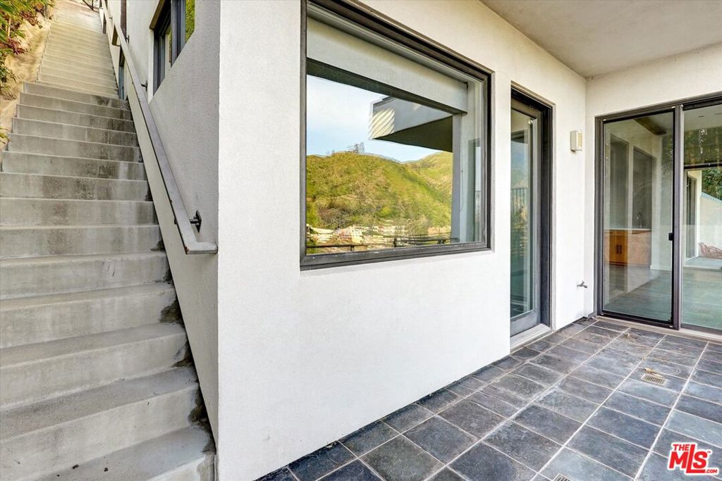 3850 Rambla Orienta Property Photo 61
