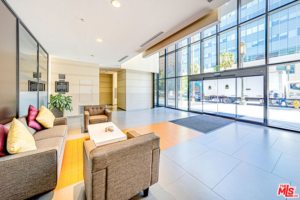 1234 Wilshire Boulevard 321 Property Photo 18