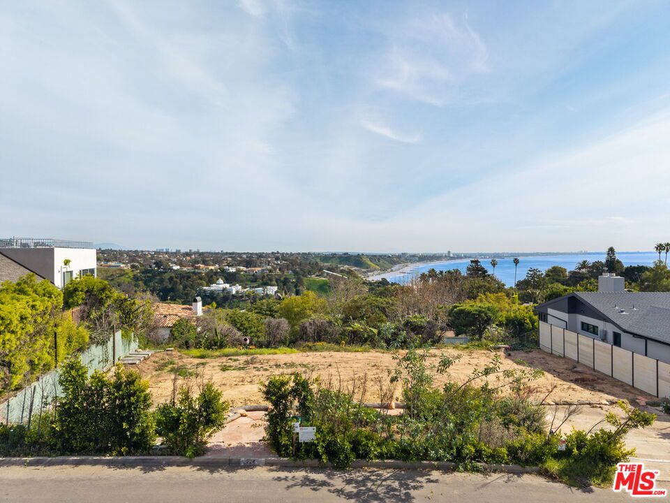 224 Quadro Vecchio Drive Property Photo 3