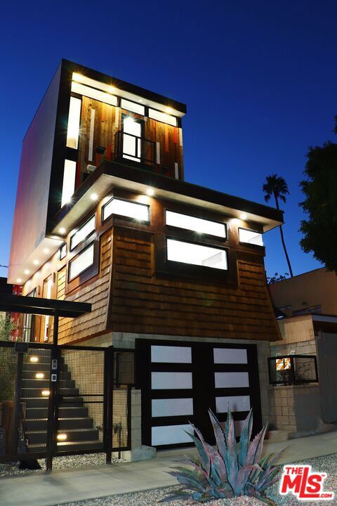 26641539 Property Photo 2