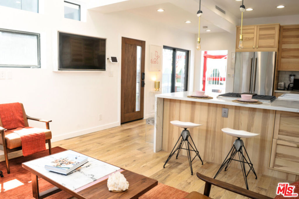 26641539 Property Photo 5