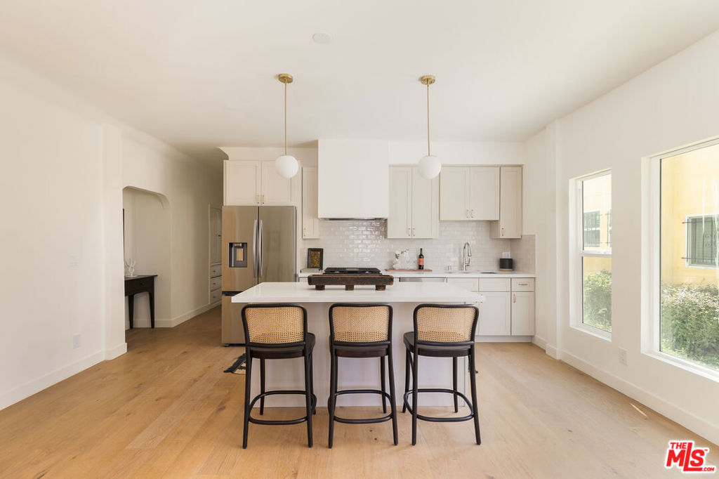 2812 Somerset Drive Property Photo 8