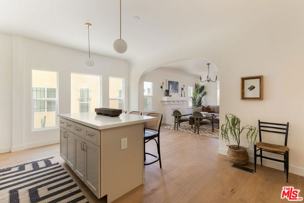 2812 Somerset Drive Property Photo 11