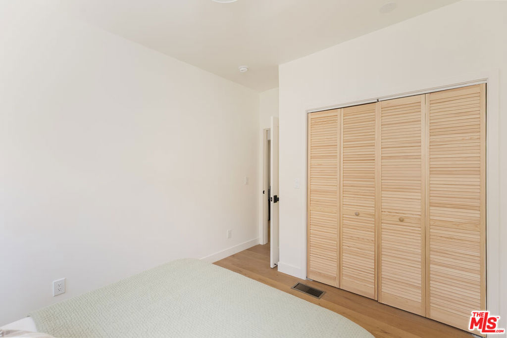 2812 Somerset Drive Property Photo 15