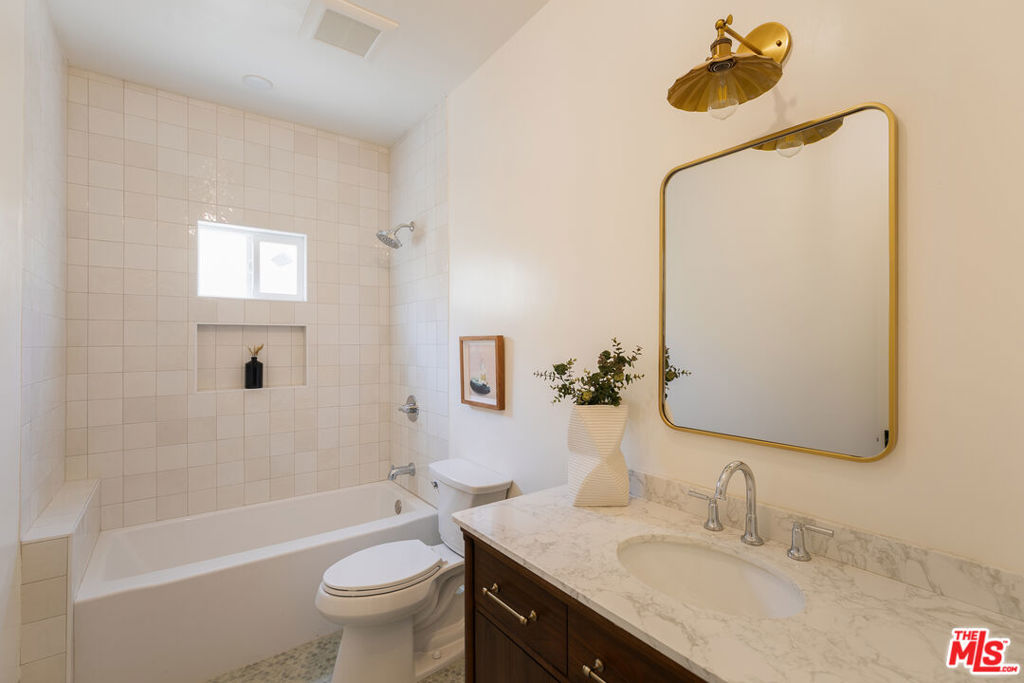 2812 Somerset Drive Property Photo 16