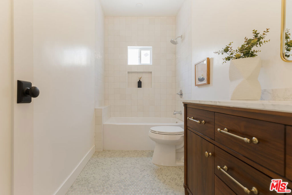 2812 Somerset Drive Property Photo 17