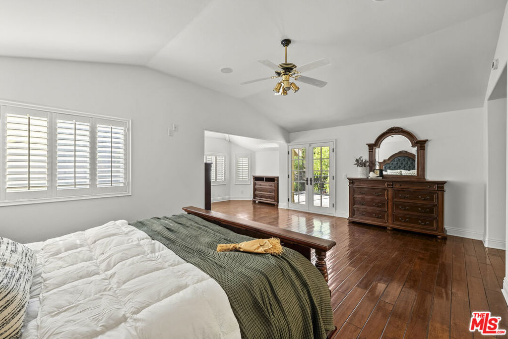25345 Irving Lane Property Photo 32