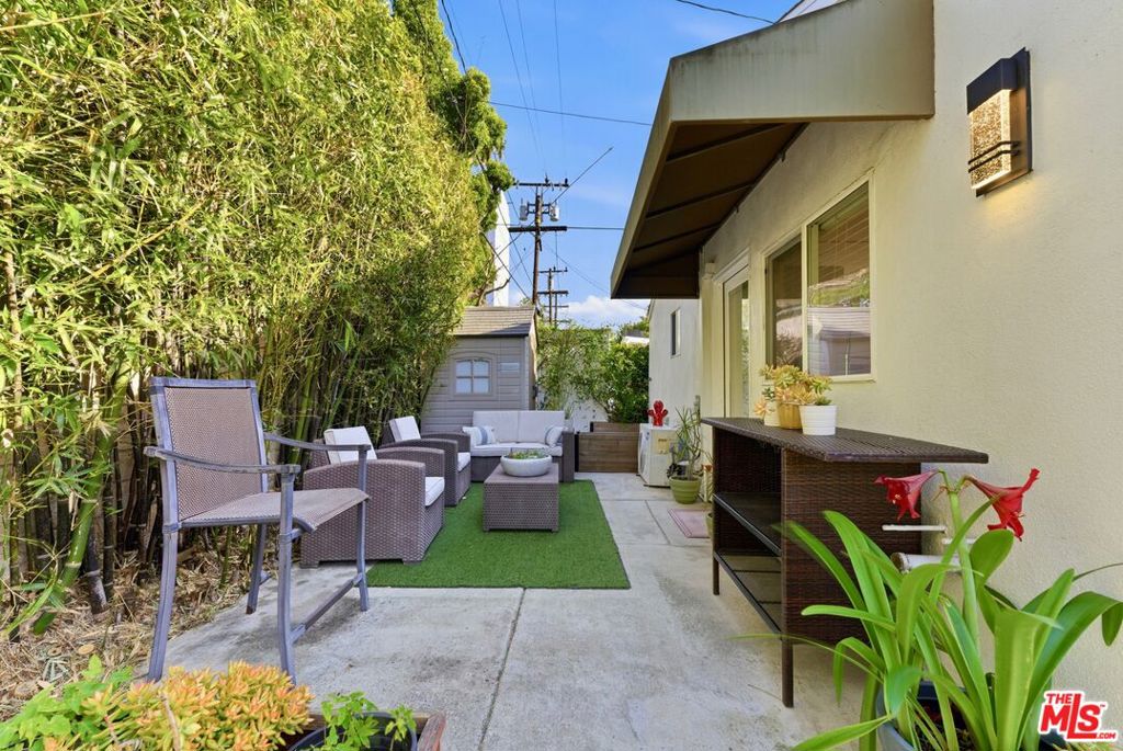 132 N Carson Road A Property Photo 1