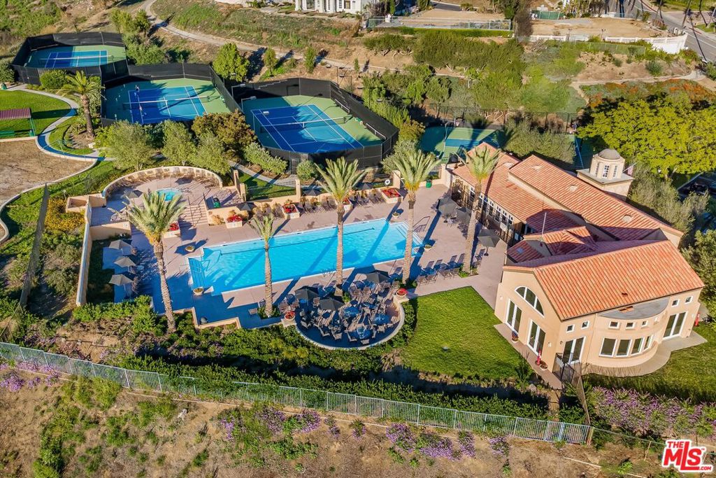 16821 Via La Costa Property Photo 11