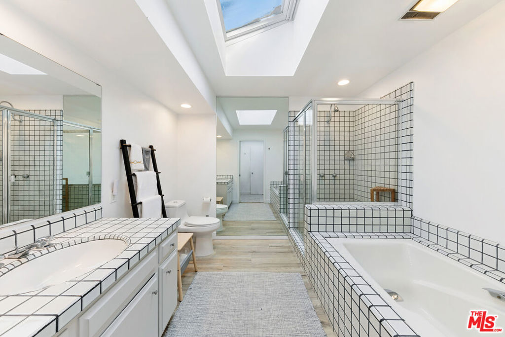 30830 Broad Beach Road Property Photo 21