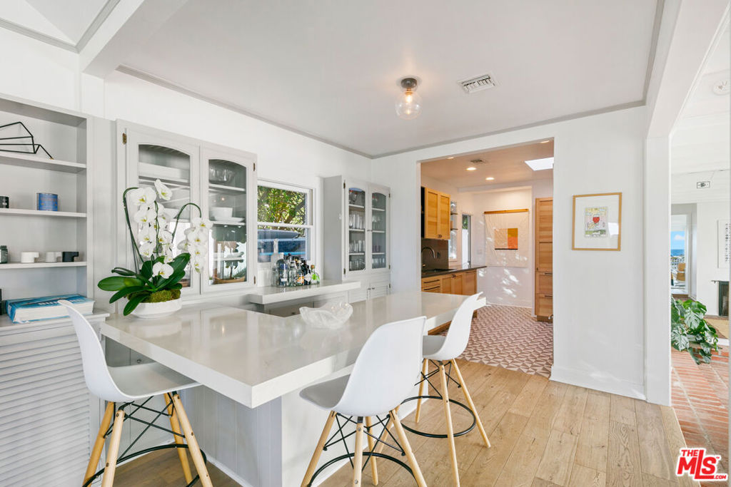 30830 Broad Beach Road Property Photo 26