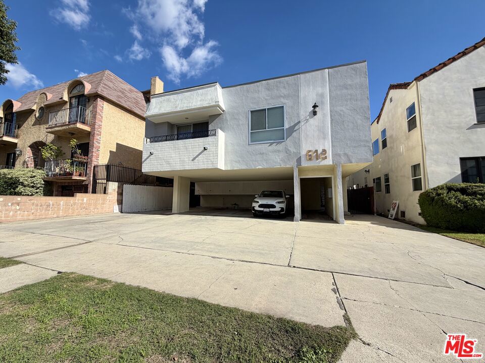 812 N Alfred Street #3 Property Photo 23