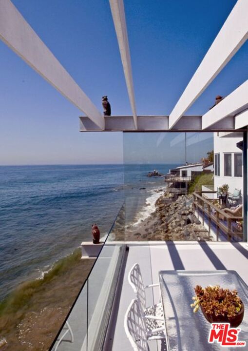19854 Pacific Coast Highway Property Photo 9