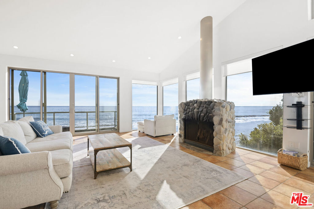33334 Pacific Coast Highway Property Photo 4