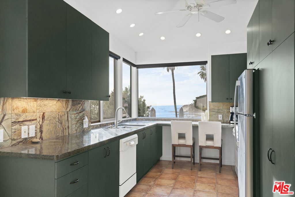 33334 Pacific Coast Highway Property Photo 8